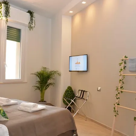 Marconi Thematic Suites Apartmán