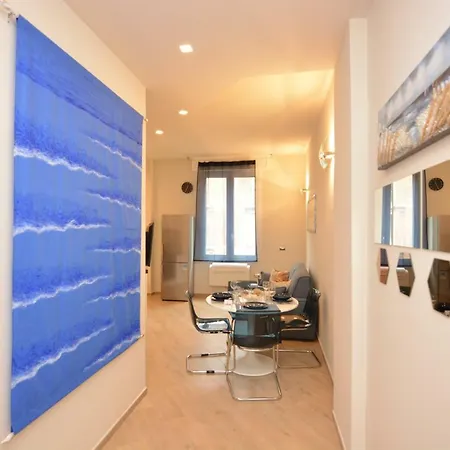 Marconi Thematic Suites Apartament *